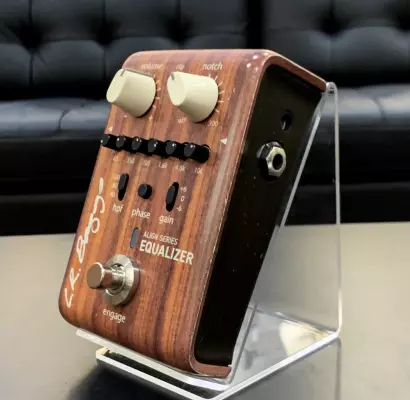 L.R Baggs - Align Series Equalizer Pedal 2
